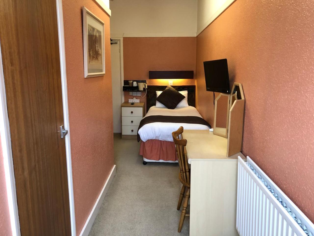 Hotel Grove End Watford  Zewnętrze zdjęcie