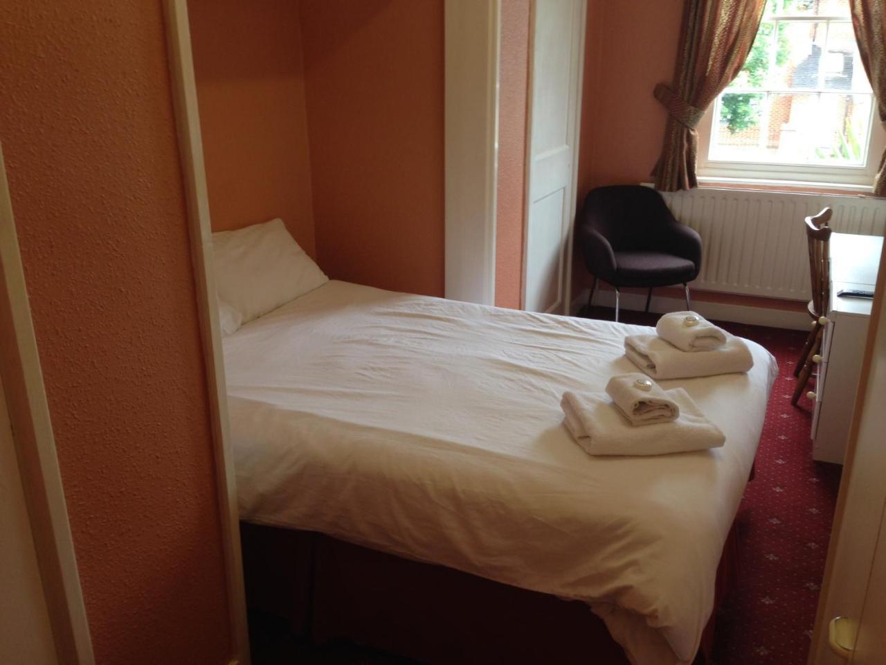 Hotel Grove End Watford  Zewnętrze zdjęcie